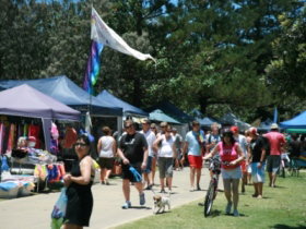 Burleigh Art And Craft Markets - South Australia Travel 0