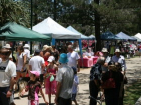 Burleigh Art And Craft Markets - South Australia Travel 3