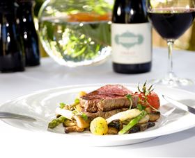 Food, Wine And Farmers Gate Journey On The Legendary Pacific Coast - South Australia Travel 5