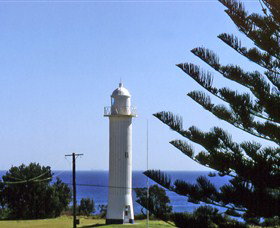 Yamba Lighthouse - South Australia Travel 1