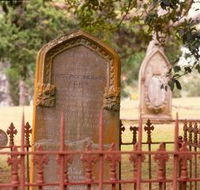 Kooloonbung Creek Nature Reserve and Historic Cemetery - South Australia Travel