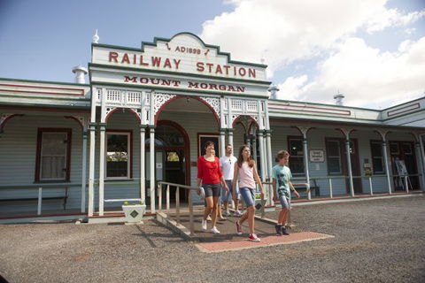Rockhampton To Carnarvon Gorge Four Night Drive - South Australia Travel 3