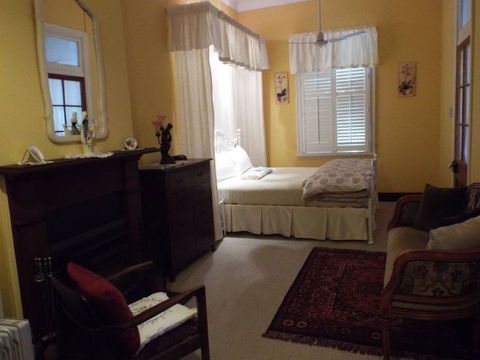Guy House Bed And Breakfast - South Australia Travel 1