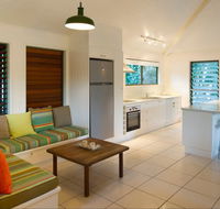 The Retreat Beach Houses - South Australia Travel