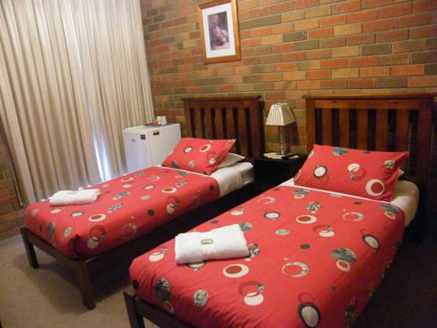 Boomers Guest House Hamilton - South Australia Travel 1