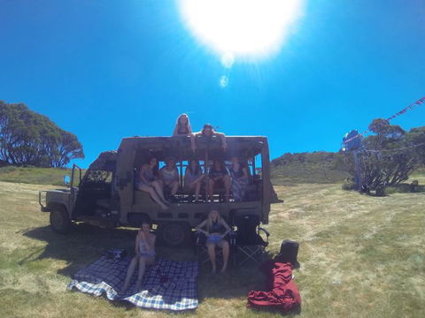 Tour Of Duty Bright - South Australia Travel 21