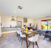 Howlong Golf Resort - South Australia Travel