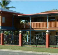 The Gallery on the Beach Cairns - South Australia Travel