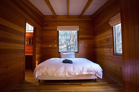 Great Walks Of Australia: 4-Day Freycinet Experience Walk - South Australia Travel 3