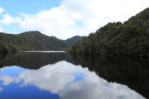 Gordon River Cruise Departing From Strahan - South Australia Travel 21