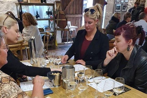 Hobart Small Group Wine Tour Saturday Afternoon: Wines, Gins & Cheeses - South Australia Travel 8