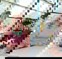 Barossa and Hahndorf Day Trip from Adelaide Including Wine Tasting and Lunch - South Australia Travel