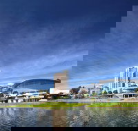 Adelaide Super Saver Adelaide City Sightseeing Tour plus Barossa Valley and Hahndorf Tour - South Australia Travel