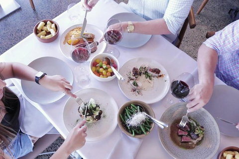 Adelaide Bar Boys Adelaide Hills Experience - South Australia Travel 0