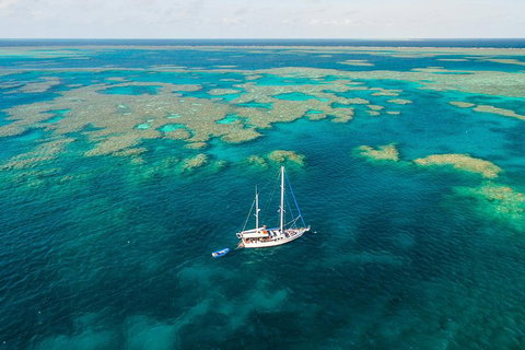 3 Day Whitsundays Sailing And Diving Adventure: Kiana - South Australia Travel 2