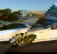 Limo from Airlie Beach to Proserpine airport - South Australia Travel