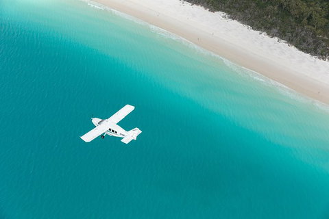 Scenic Flight - Great Barrier Reef, Heart Reef, Whitehaven Beach & Hill Inlet! - South Australia Travel 5