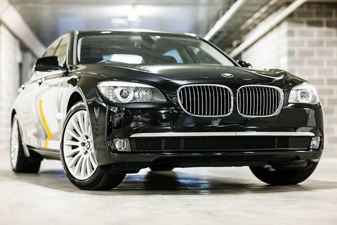 Family Sydney Airport Arrival Transfer - South Australia Travel 2