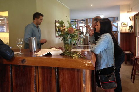 Hunter Valley Private Tour Including Wine, Chocolate, Cheese, Vodka, Gin Tasting - South Australia Travel 11