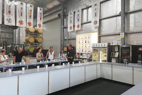 Hunter Valley Private Tour Including Wine, Chocolate, Cheese, Vodka, Gin Tasting - South Australia Travel 15