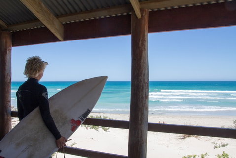 Back Beach - Geraldton - South Australia Travel 0