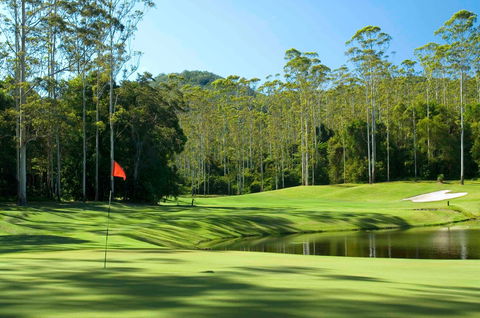 Bonville Golf Resort - South Australia Travel 1