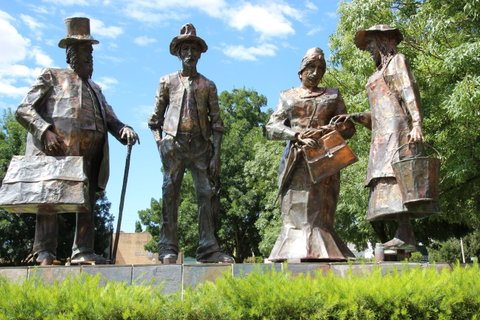 Dad, Dave, Mum And Mabel - South Australia Travel 1