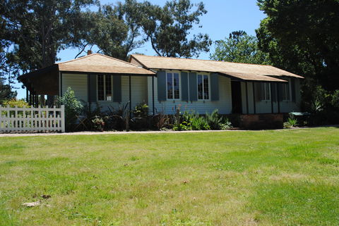 La Trobe's Cottage - South Australia Travel 1