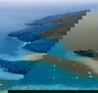 Luncheon Bay - South Australia Travel