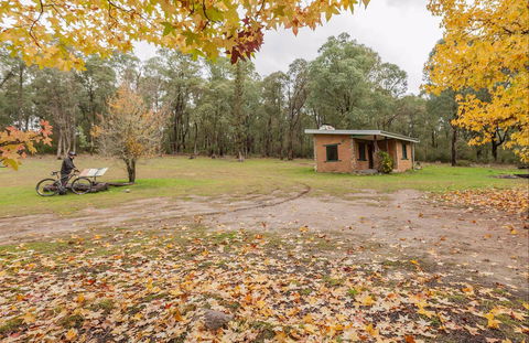Major Clews Hut Walking Track - South Australia Travel 0