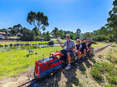 Naracoorte Mini Golf - South Australia Travel 0