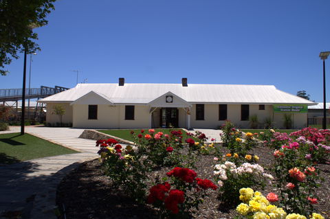 Old Railway Station - South Australia Travel 0