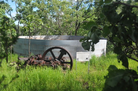 Spring Hill Battery Complex - South Australia Travel 0