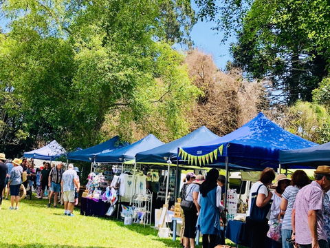 Tamborine Mountain State School Markets - South Australia Travel 2