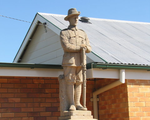 Westbrook War Memorial - South Australia Travel 1
