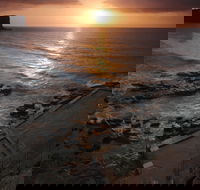 Avalon Beach - South Australia Travel