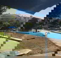 Gundagai Memorial Swimming Pool - South Australia Travel