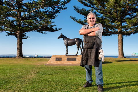 Makybe Diva Statue - South Australia Travel 2