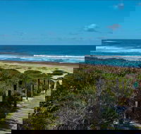 Pelican Beach Road lookout - South Australia Travel