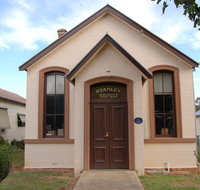 Stanley Athenaeum and Public Room - South Australia Travel