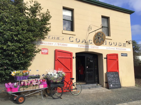 The Coach House Studio - South Australia Travel 0