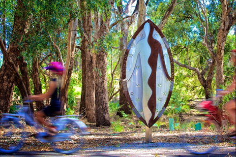 Wagirra Trail And Yindyamarra Sculpture Walk - South Australia Travel 0