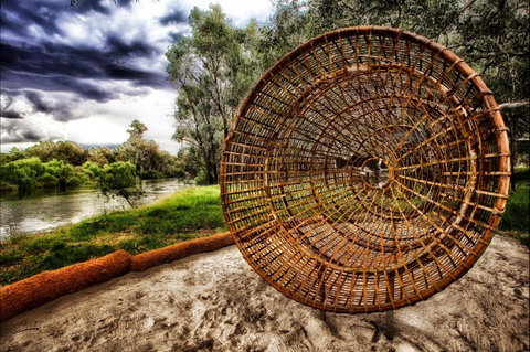 Wagirra Trail And Yindyamarra Sculpture Walk - South Australia Travel 1