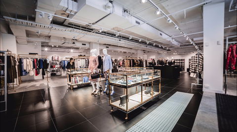 Birkenhead Point Brand Outlet - South Australia Travel 2