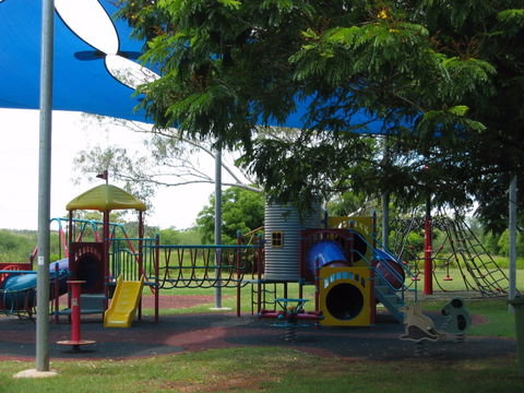 Cloncurry Mary Kathleen Memorial Park Complex - South Australia Travel 1