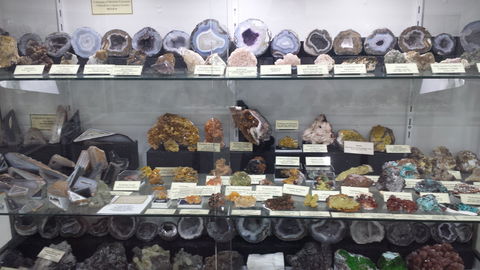 The Ted Elliott Mineral Collection - South Australia Travel 2