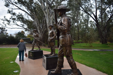 VC Memorial Park - Honouring Our Heroes - South Australia Travel 1