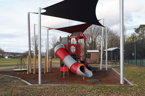 Braidwood Recreation Grounds And Playground - South Australia Travel 0