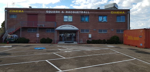 Lakes Squash And Movie Theatre - South Australia Travel 0