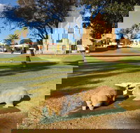 Queen Square Moonta - South Australia Travel